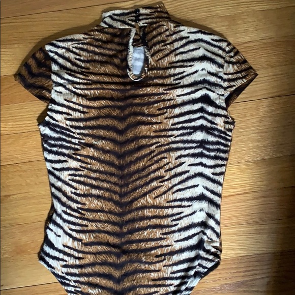 Animal print body suit - Picture 2 of 2